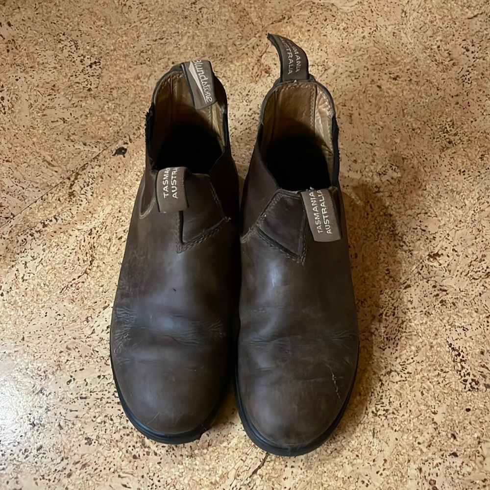 Blundstone classic women’s boots size 8